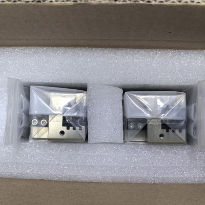 Industrial Robotic Gripper with Dust-Proof IP64 Design and Heat Resistance up to 130°C