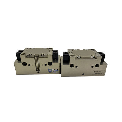Industrial Robotic Gripper with Dust-Proof IP64 Design and Heat Resistance up to 130°C